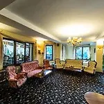 Classic Hotel 3*