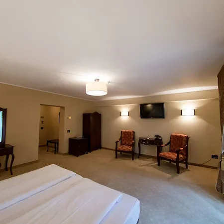 Отель Classic Брашов